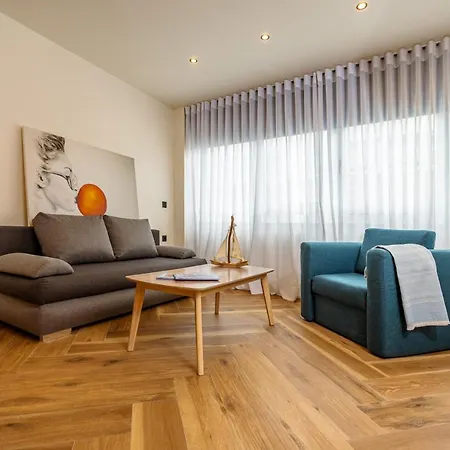 Triple A - Between 3 Squares - Monastiraki & Syntagma & Psiry - Free Parking!-2