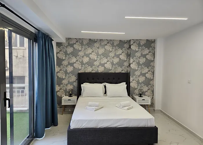 Nikis 20 Suites
