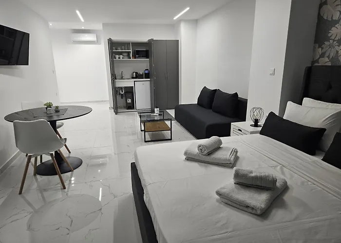 Nikis 20 Suites